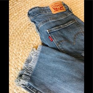 Levi’s 721 High Rise Skinny Jeans